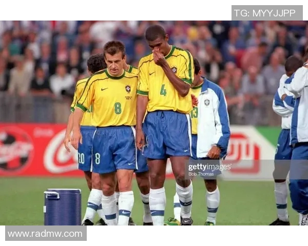 小哨足球明星盘点谁是你心目中的足球小天才