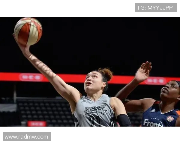 WNBA激战银星对决风暴谁能在季后赛中脱颖而出争夺荣耀